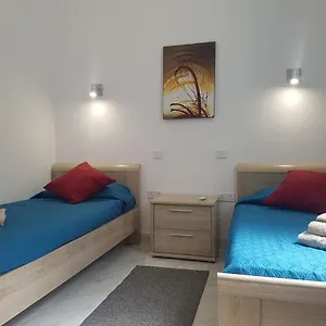 Ac1- Prime Location 3 Bedroom Apt In St.julian's Apartment Saint Julian's