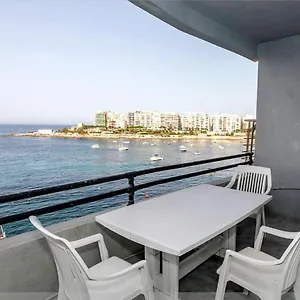 St Julians' Sea Front, Spectacular View, Apartment Saint Julian's